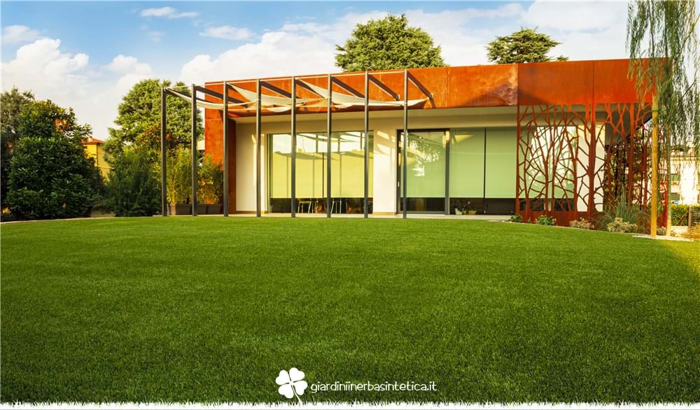 News La posa erba sintetica per un effetto naturale